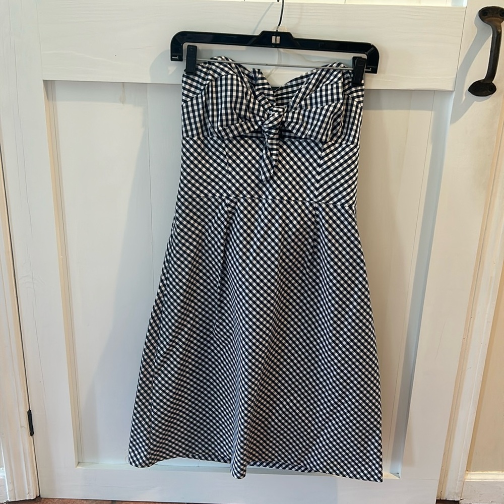 Shoshanna straples dress with invisible straps size 10 by lable but more size 8 - Picture 1 of 9